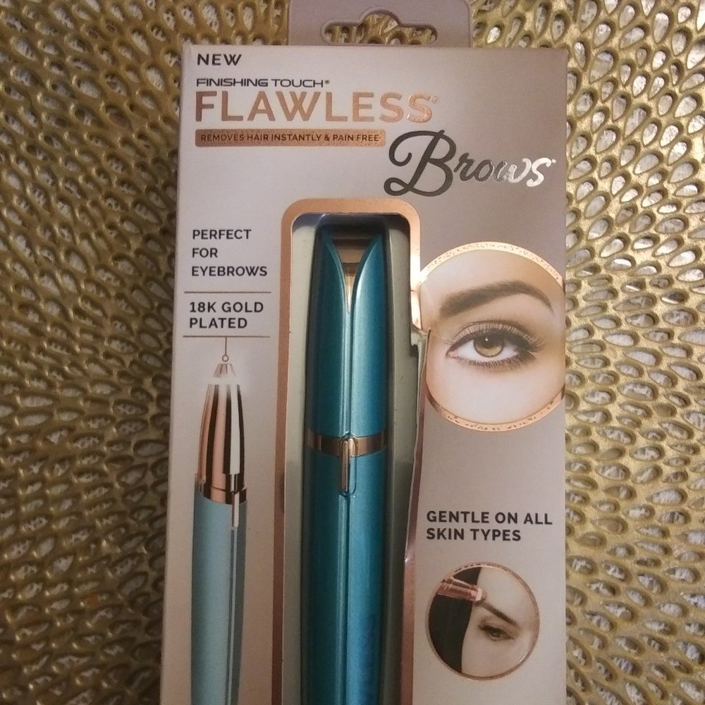 Flawless Brows Eye Brow Shaper